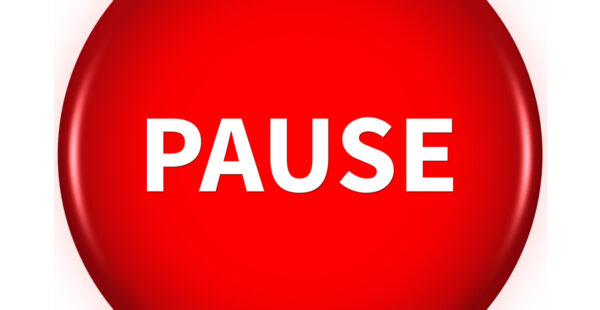 Pause button